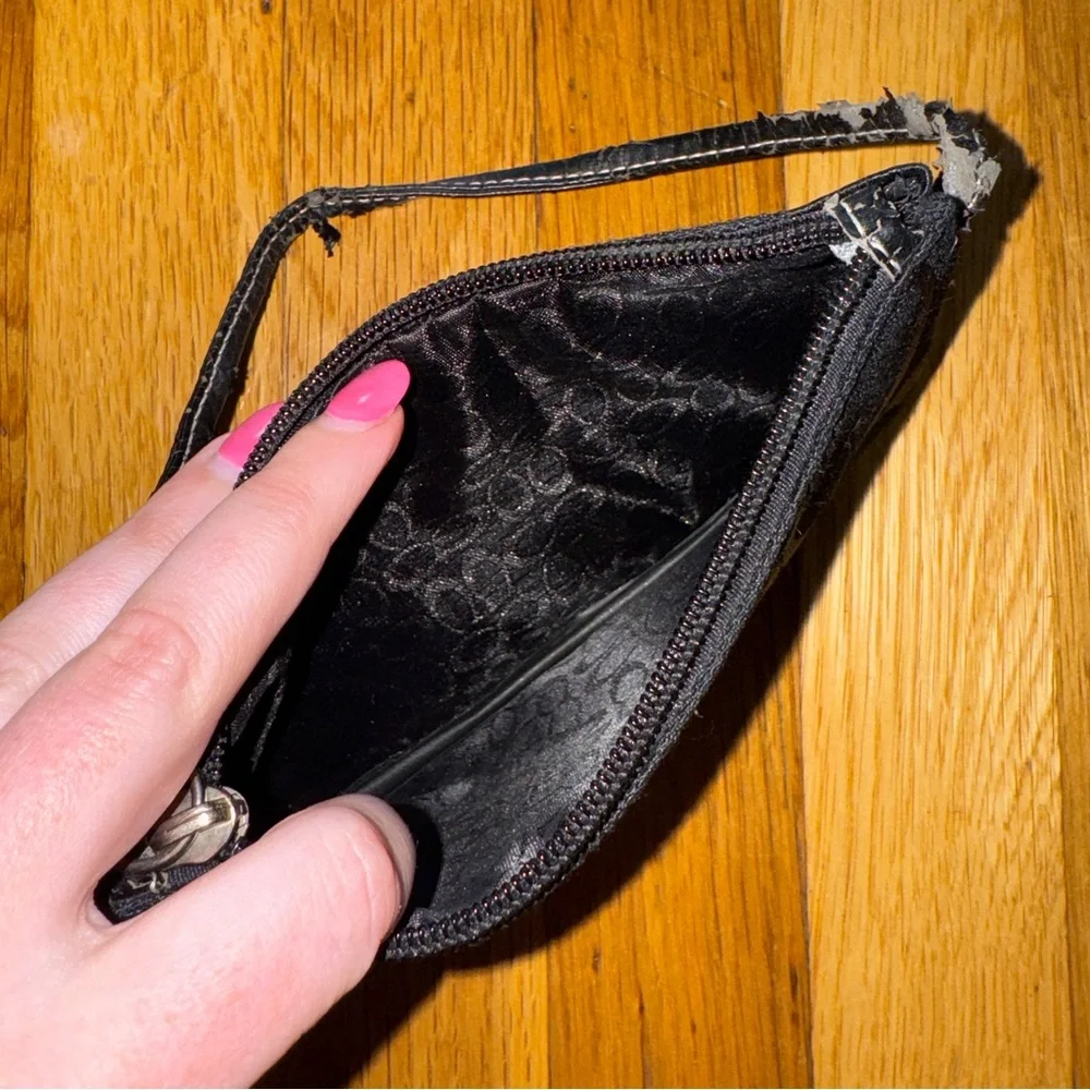 Coach Print Black Signature Wristlet - Picture 6 of 6